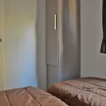Camping *